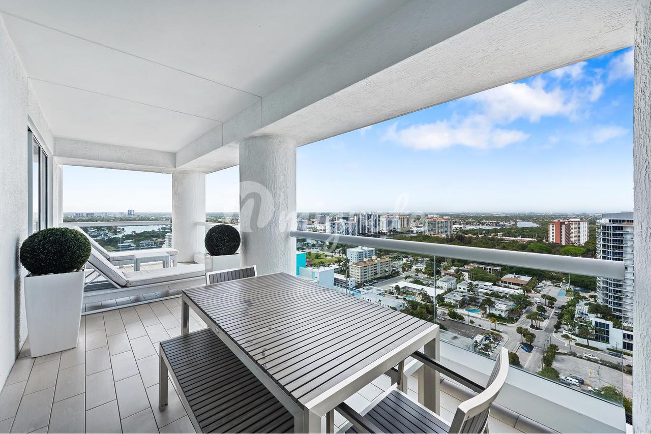 Кондоминиум в 551 N Fort Lauderdale Beach Blvd Blvd, R2202 - Fort Lauderdale, Florida