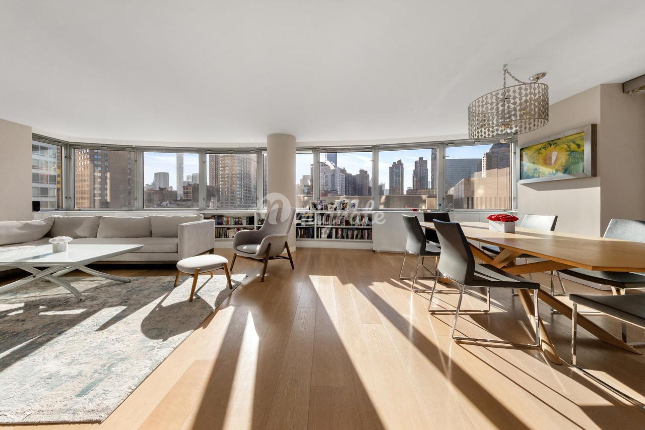 Кондоминиум в Grand Millennium, 1965  BROADWAY, 9BC - Lincoln Square, New York