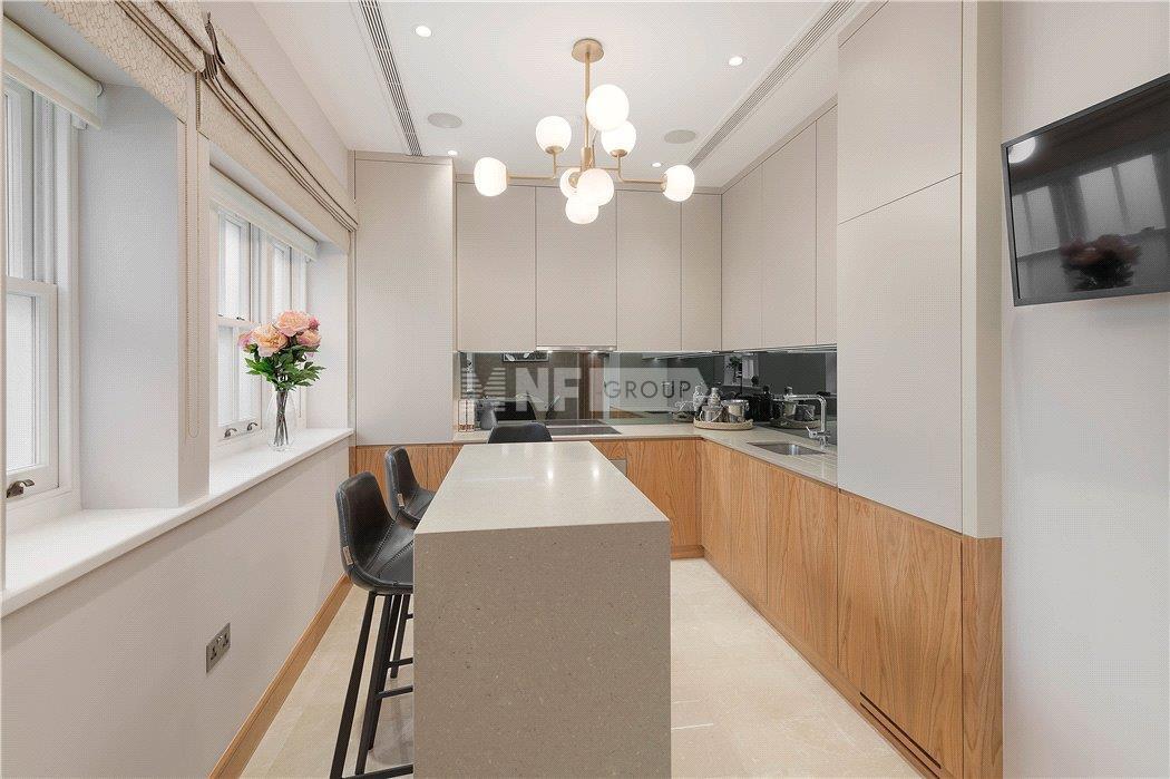 Вилла в Eaton Mews South, Belgravia, London, SW1W