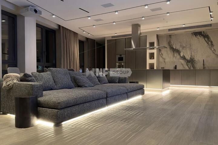 Barrin House (Баррин Хаус)