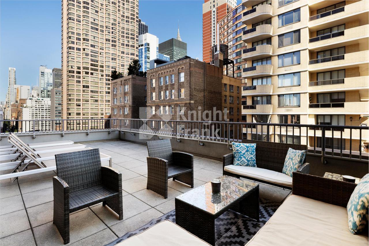 Продажа - Кондоминиум в The Vantage, 308 E 38TH ST, 17D - Murray Hill, New  York - в Нью-Йорке в США, цена $ 1 650 000 | KF.expert