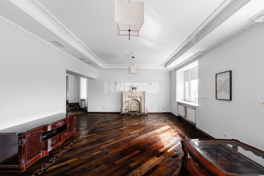 «Столярный переулок, 2» (Столярный переулок, 2)