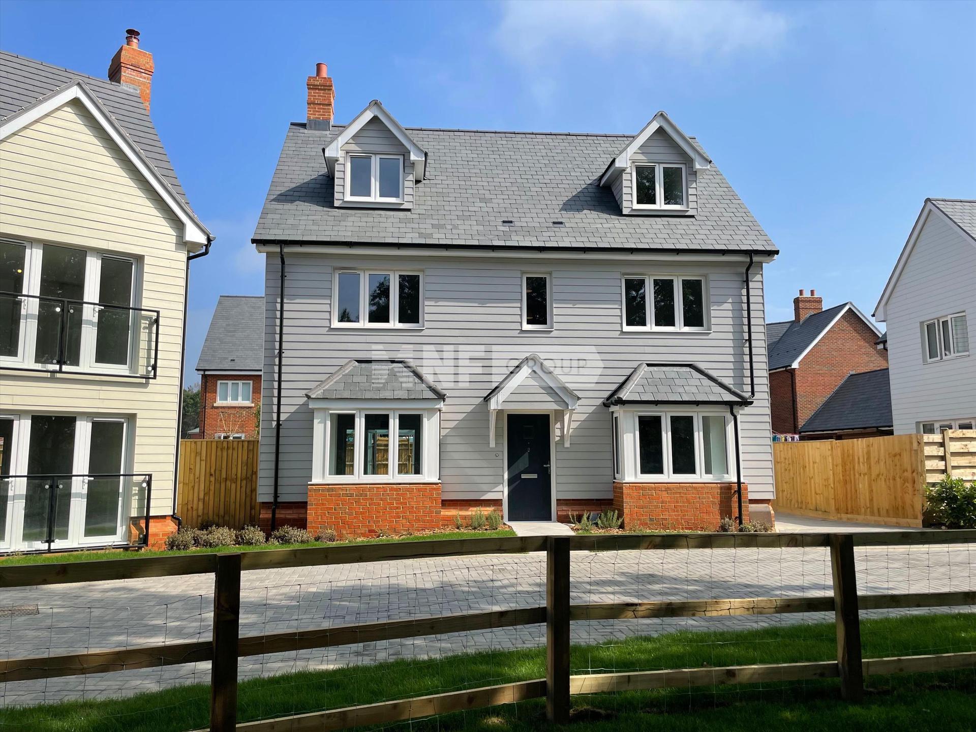 Вилла в The Moorhen, WATERS EDGE, Mytchett Road, Nr Camberley, Surrey, GU16