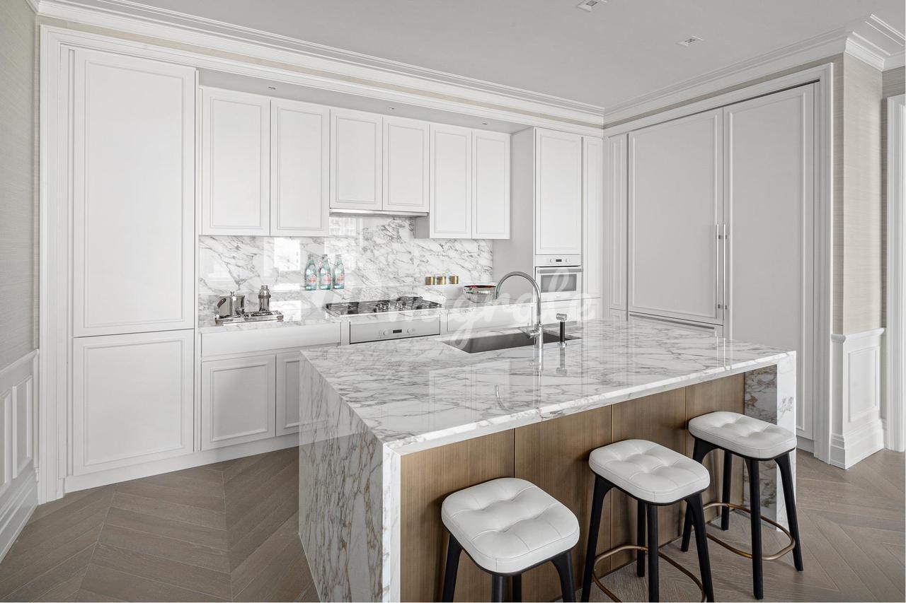 Кондоминиум в 108  LEONARD ST , 7N - TriBeCa, New York