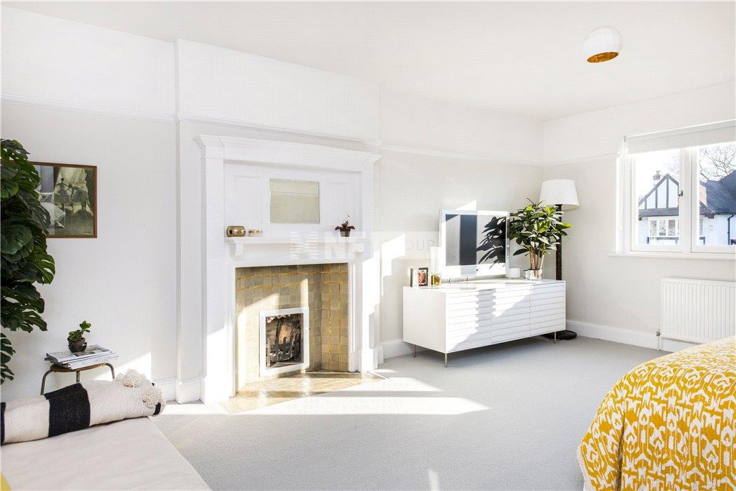 Вилла в Chatsworth Road, London, NW2