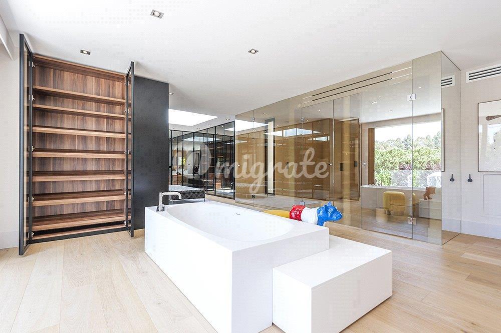 Вилла в Alcobendas, La Moraleja, Madrid