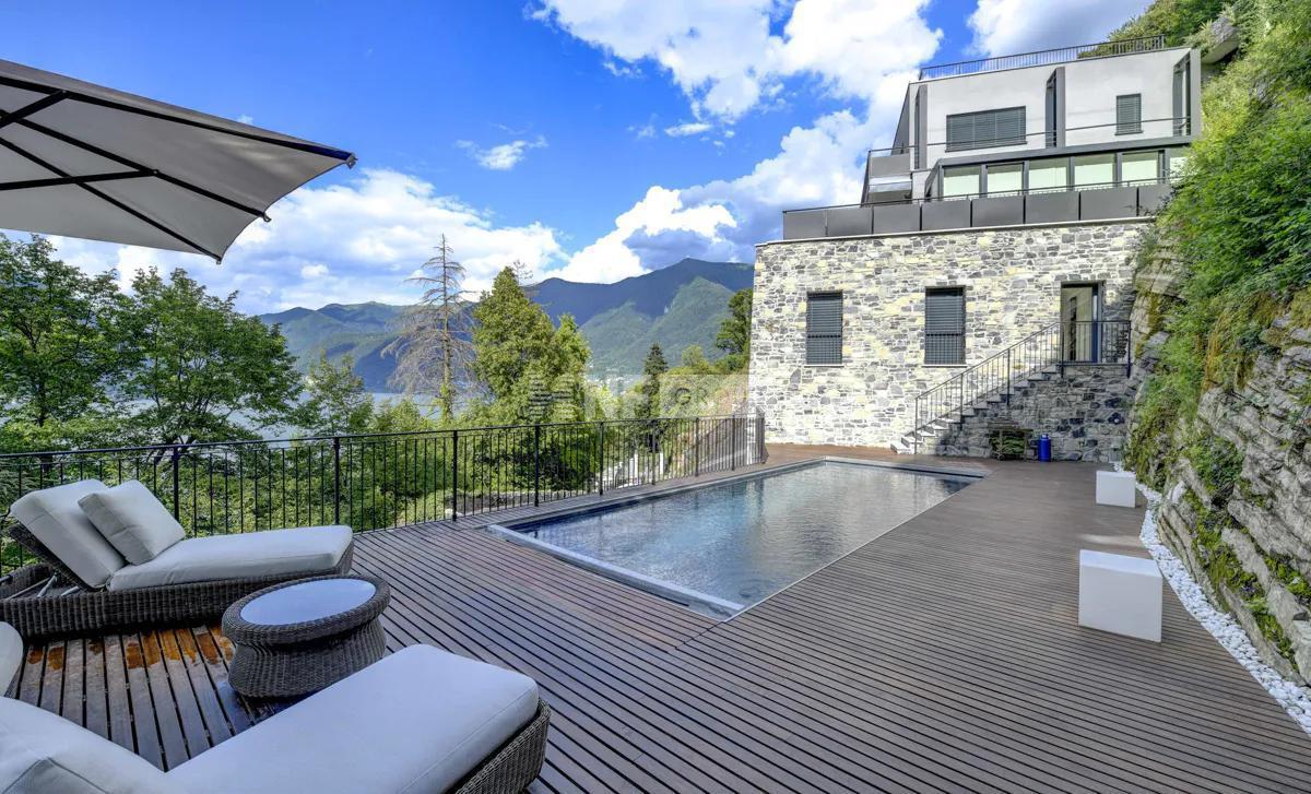 Вилла с видом на озеро Комо (RSI012173107)