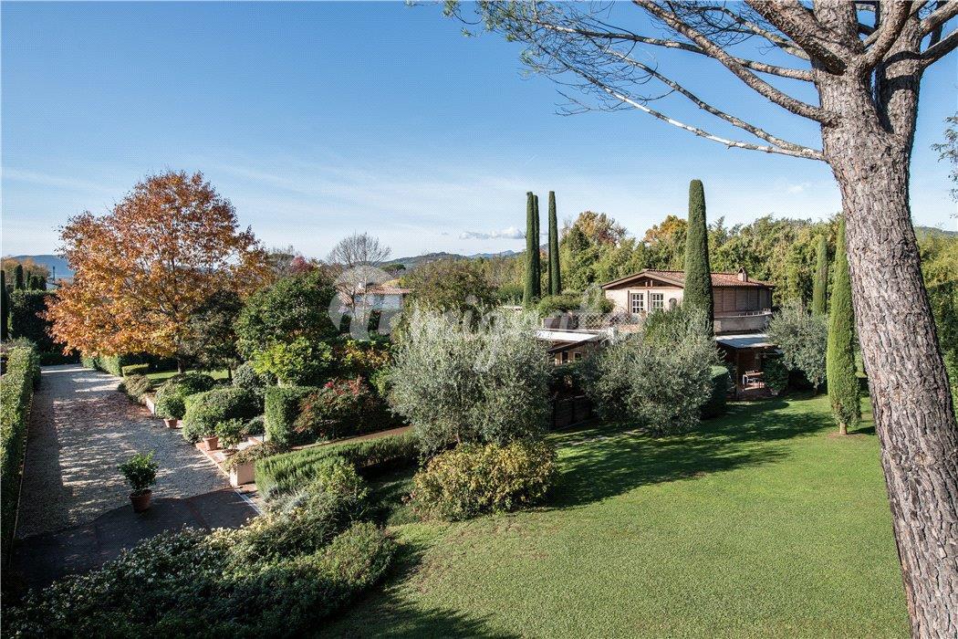 Вилла в Lucca, Lucca, Tuscany