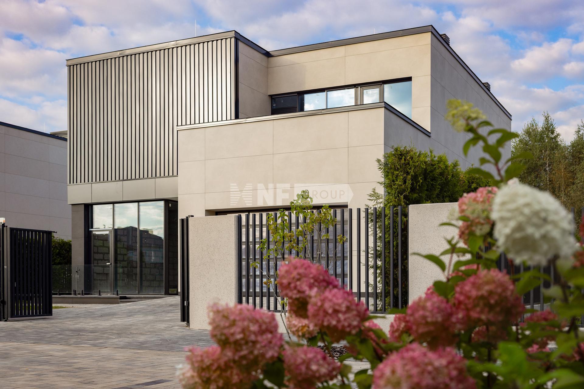 «Папушево Парк» (Папушево Парк)