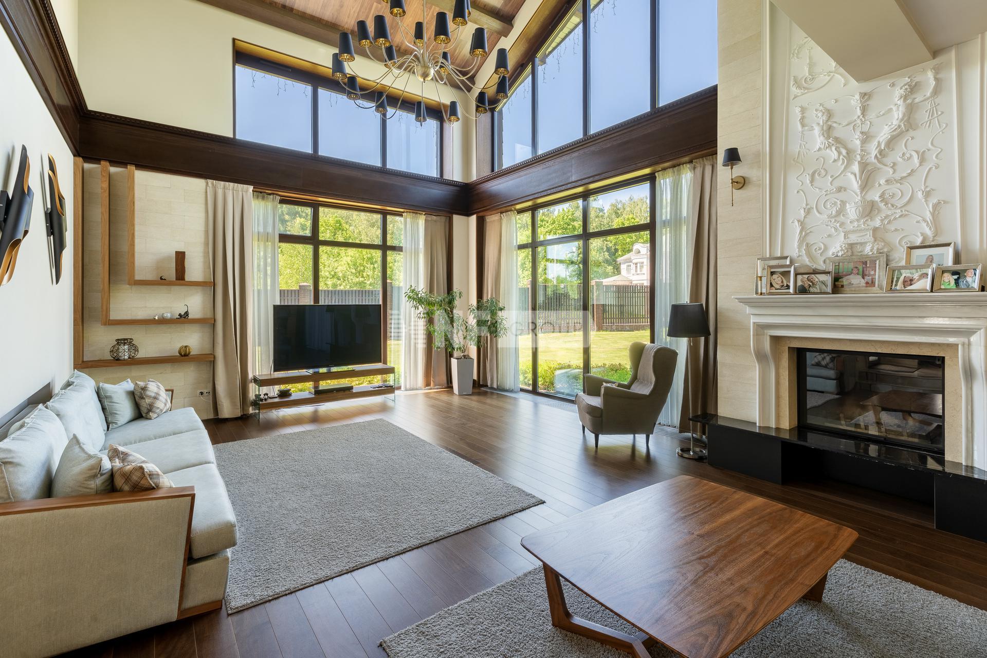 «Аврора» (Avrora)