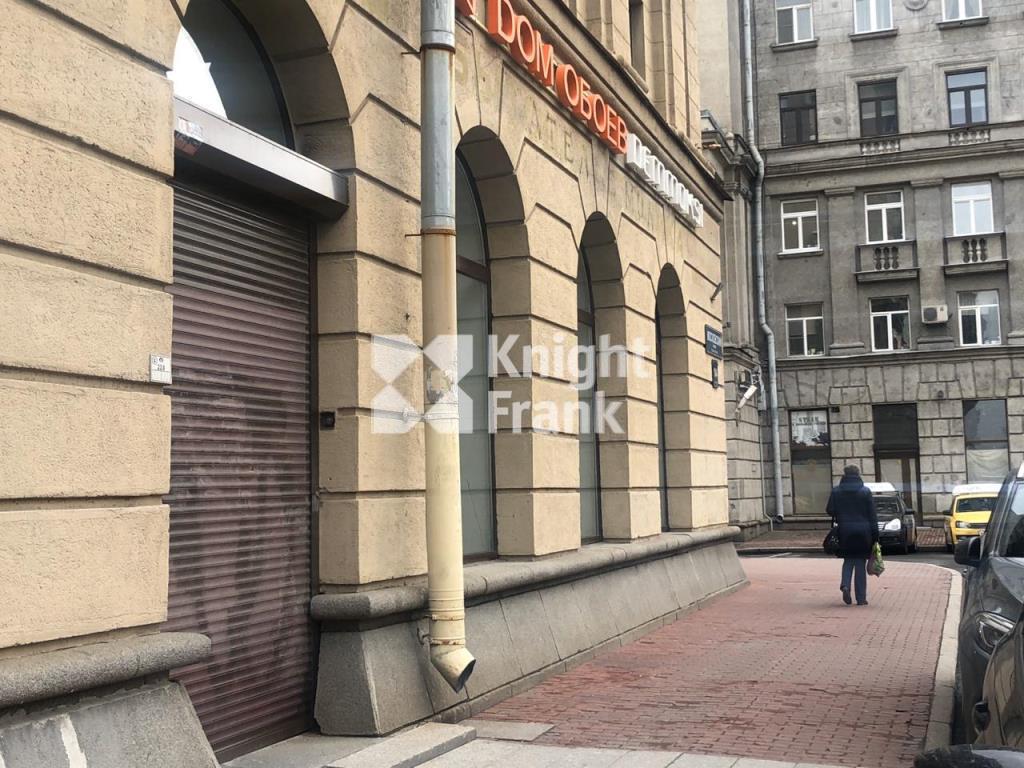 Торговое помещение 218.0 м² рядом с метро Электросила, Московский проспект,  184 - аренда без посредников