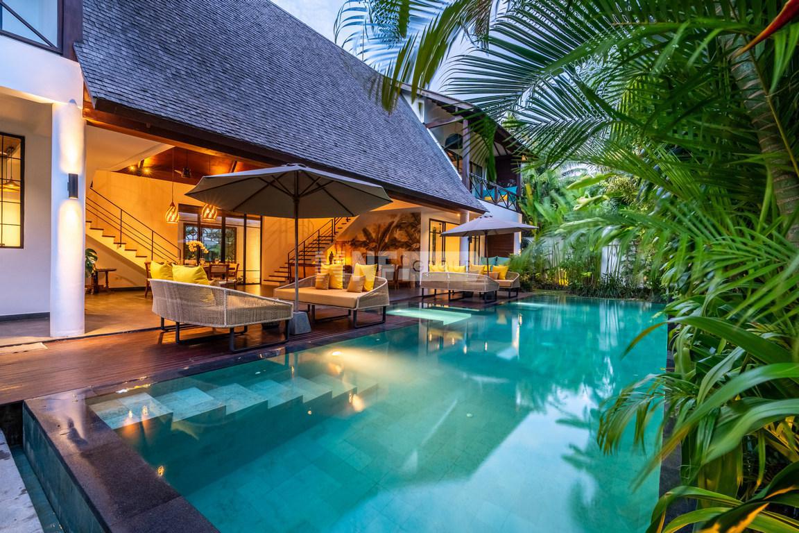 Elegant Tropical Estate with Resort-Style Pool in Pererenan