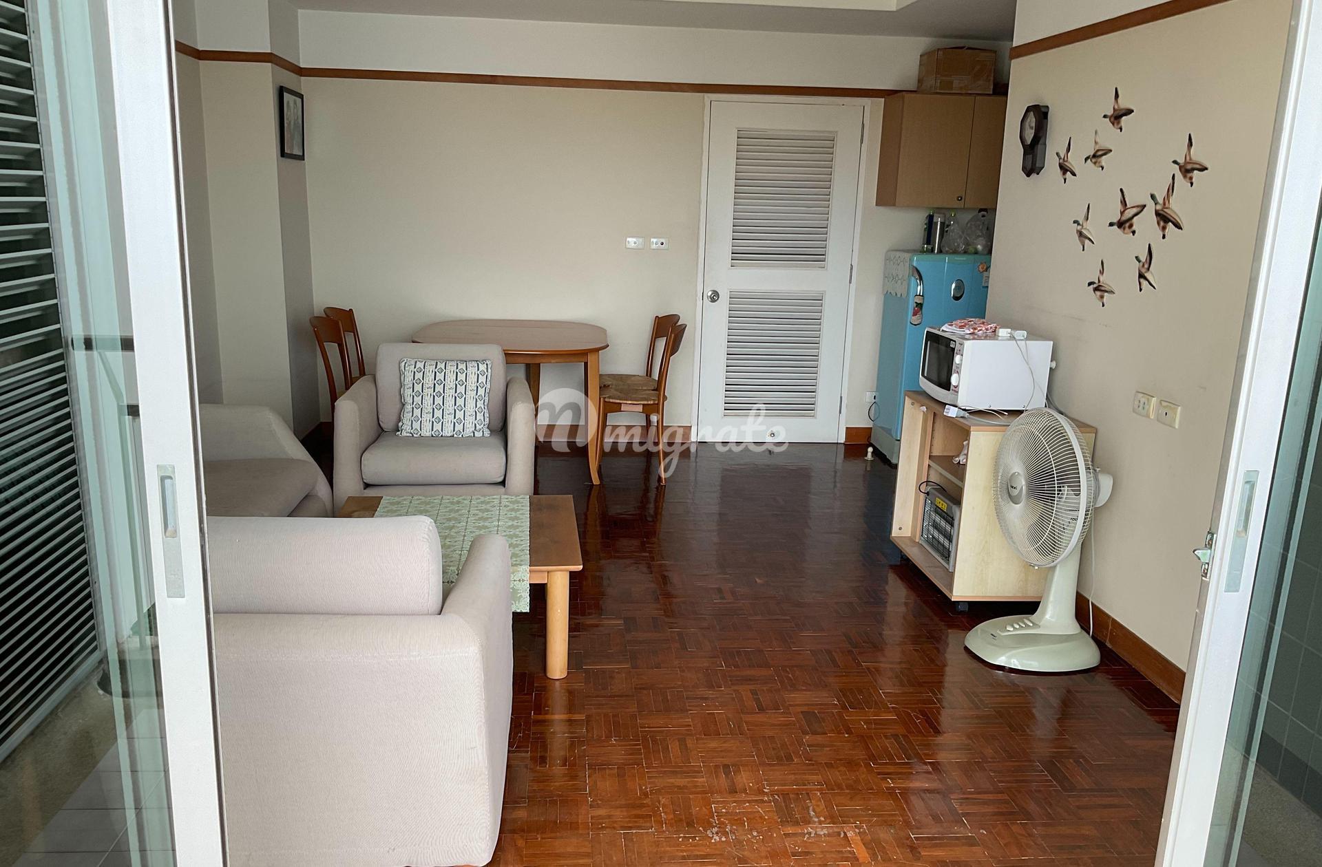 1 спален Кондо на продажу в Rimhad Condo (Rimhad Condo)