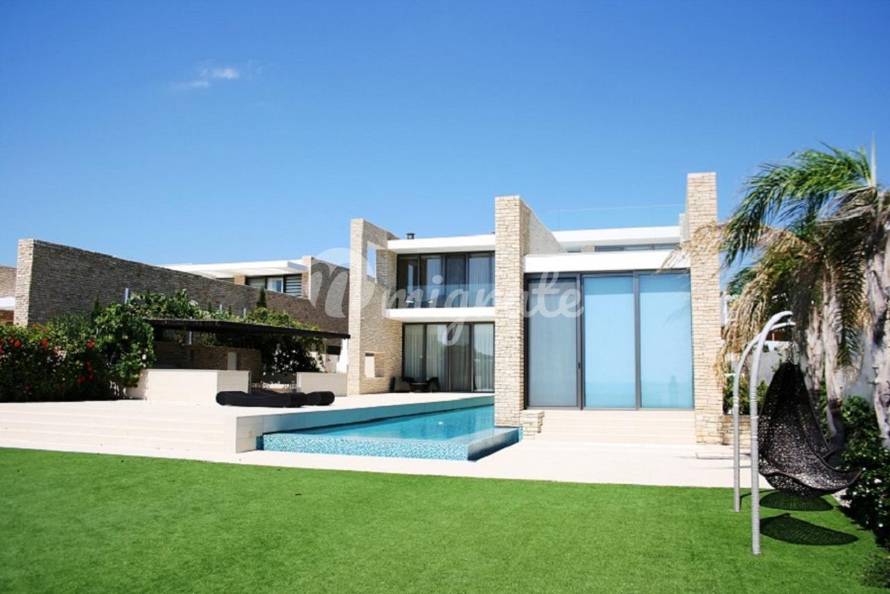 КОМПЛЕКС ЭКСКЛЮЗИВНЫХ ВИЛЛ НА ПЕРВОЙ ЛИНИИ (Cap st. Georges)