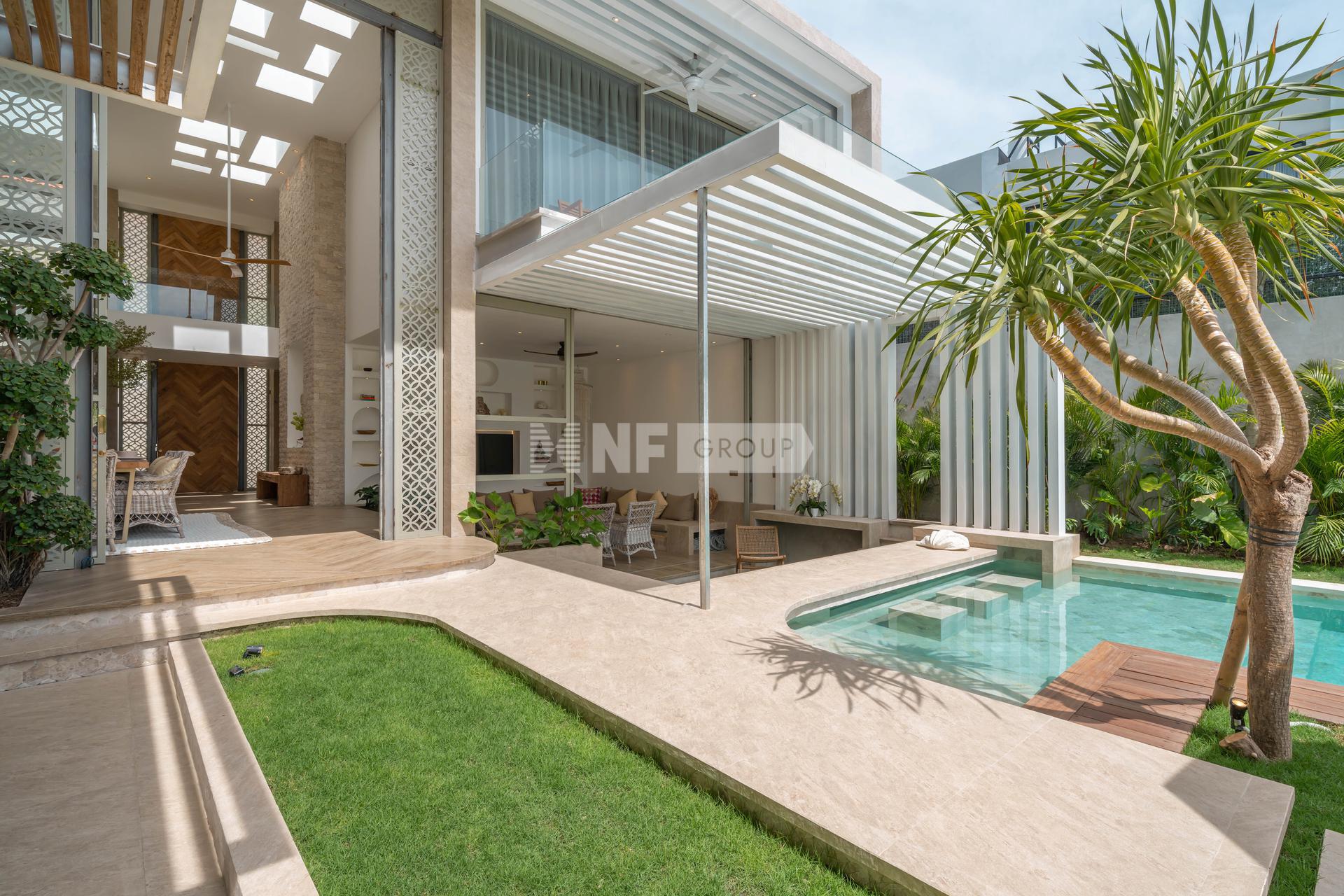 5 Bedroom Villa with Luxury Minimalist Design in Canggu