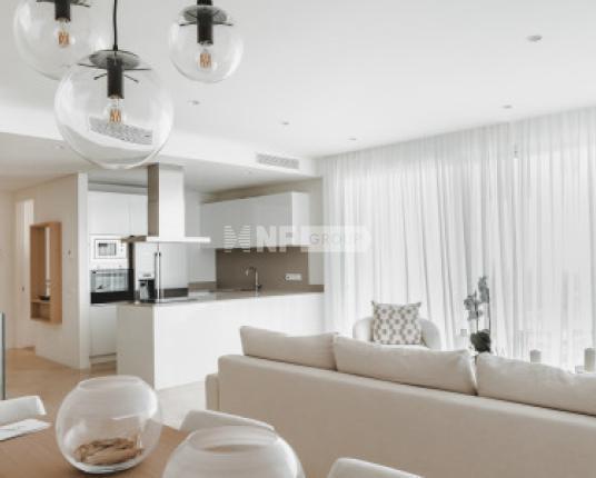 Дуплекс на первом этаже в Бенахависе