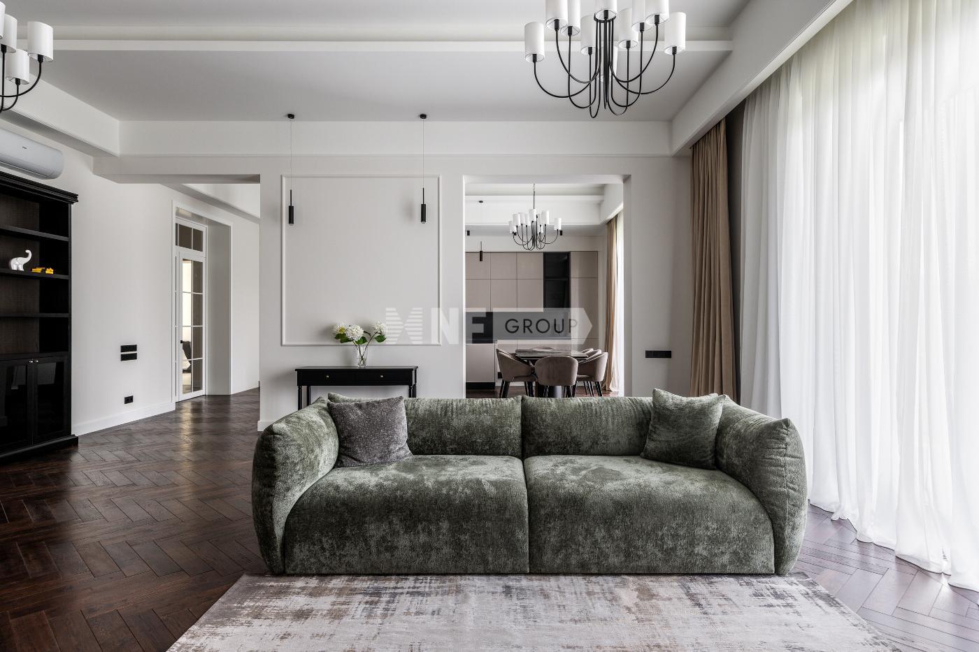 «Петровский» (Petrovskiy)