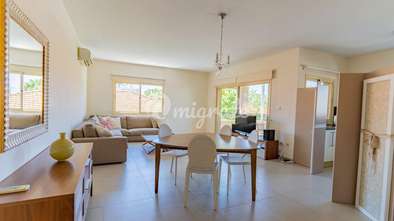 Квартира с 3 спальнями в Петроу-Кай-Павлу, Лимассол
 (3 Bedroom Apartment in Petrou Kai Pavlou, Limassol)