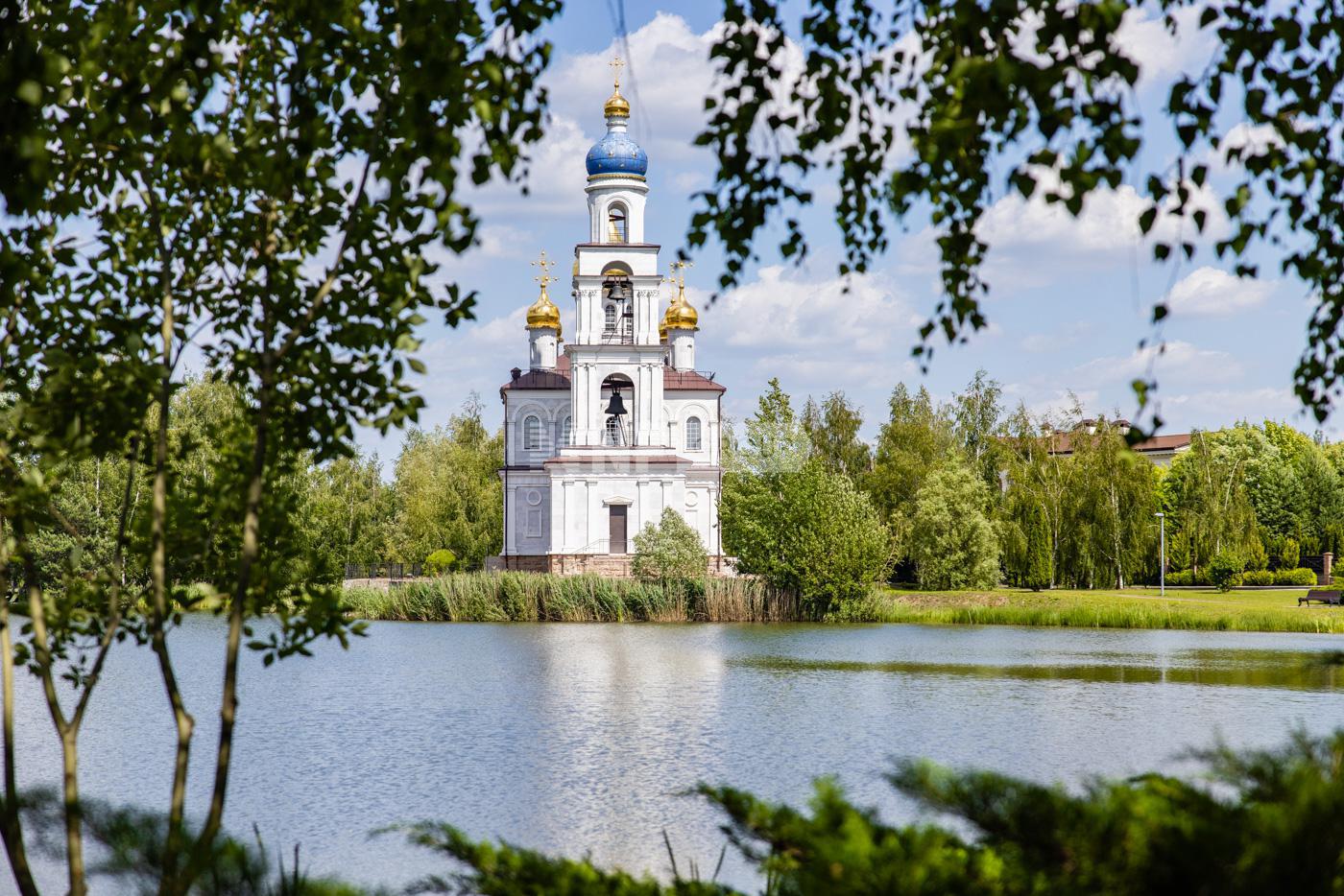 «Монолит» (Monolit)