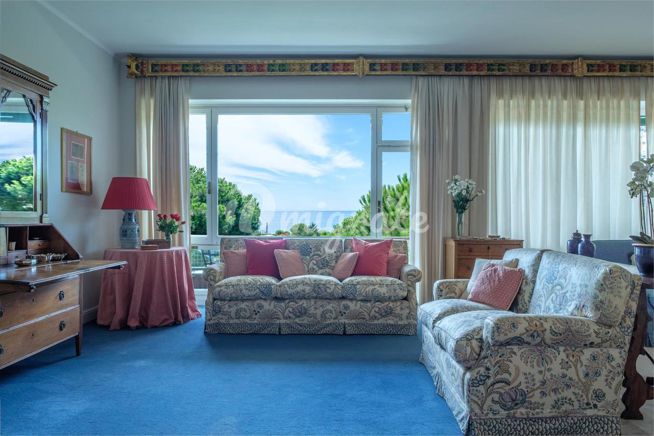 Апартамент в Genova, Liguria