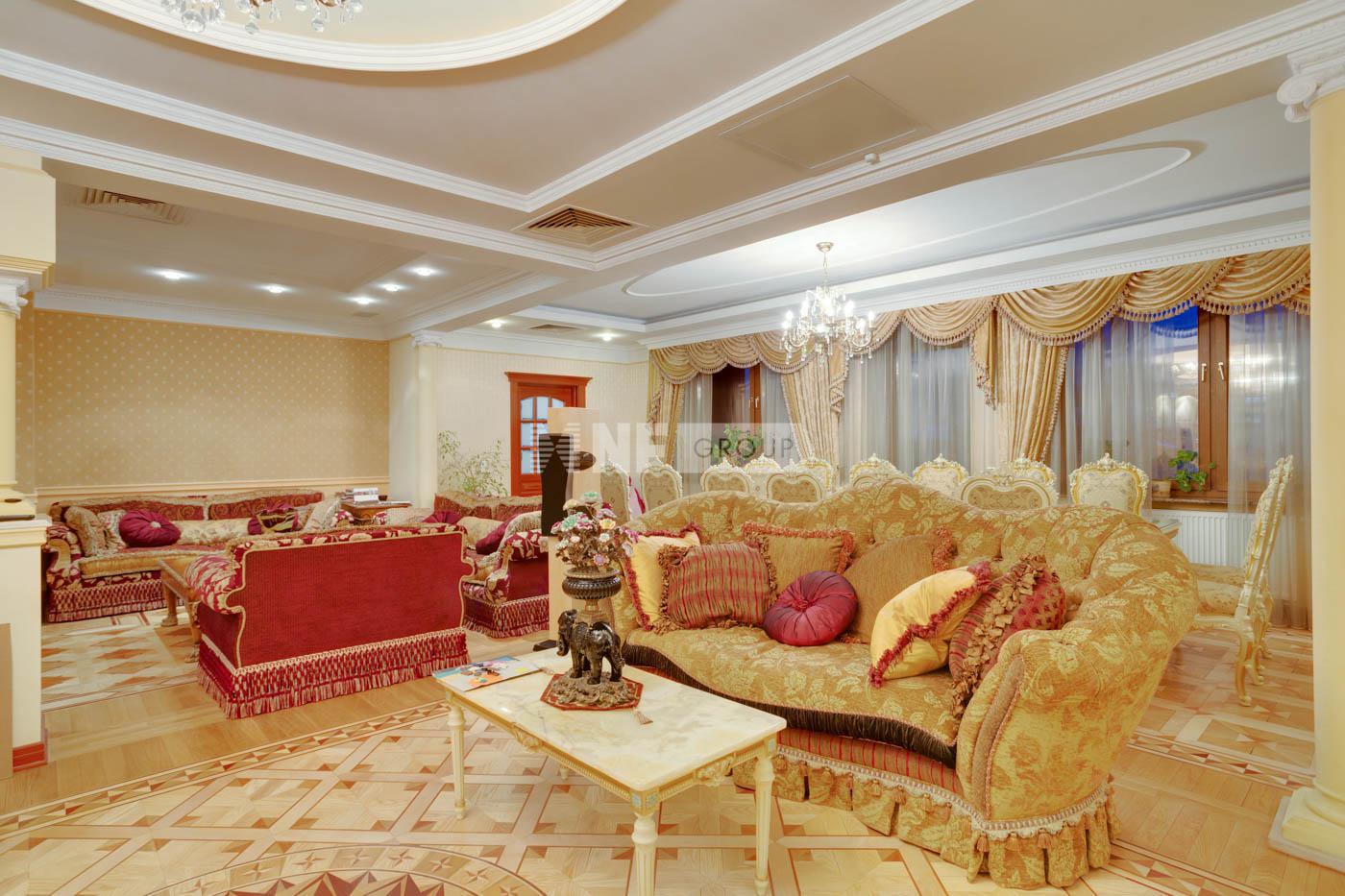 «Золотой дом» (Золотой дом)