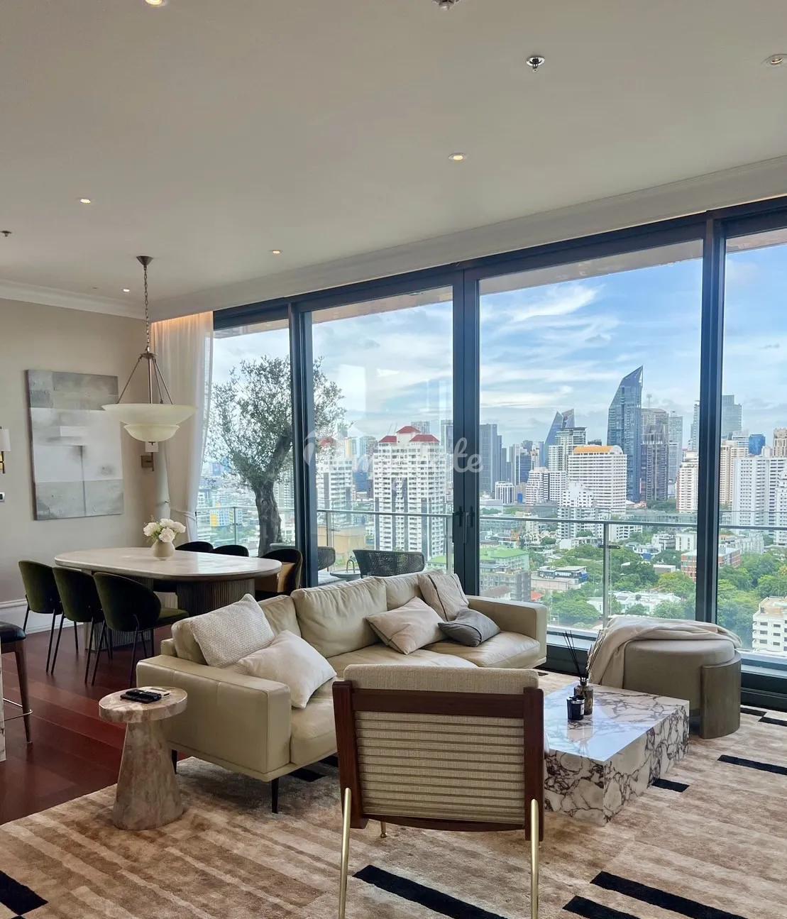 3 спален Кондо на продажу в Khun By Yoo (Khun By Yoo)