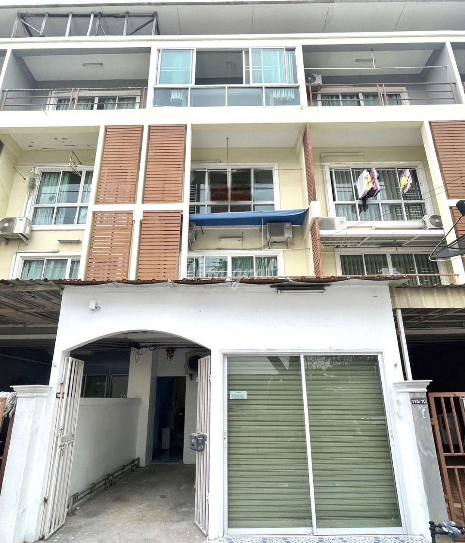 8 спален Здания целиком на продажу (Commercial Building for Sale in Bang Saen)