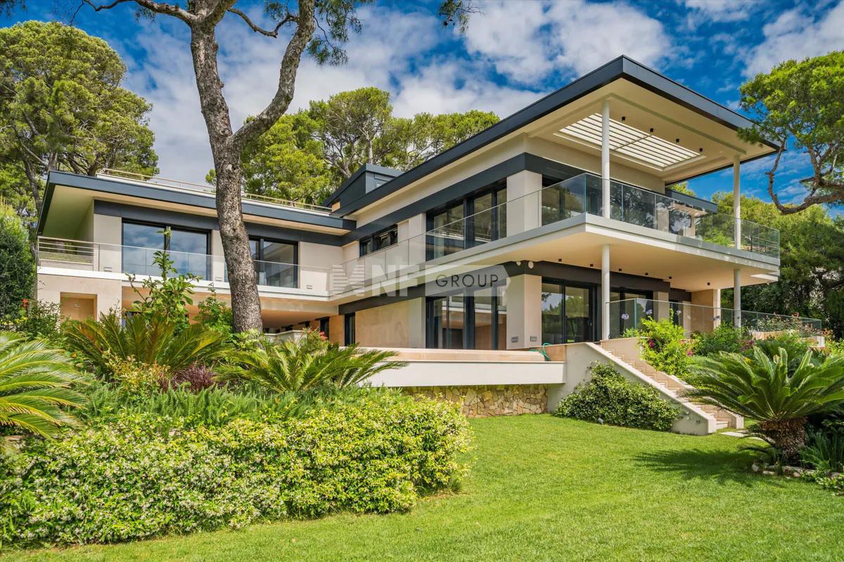 Роскошная вилла с панорамным видом на море (rsi012012317)