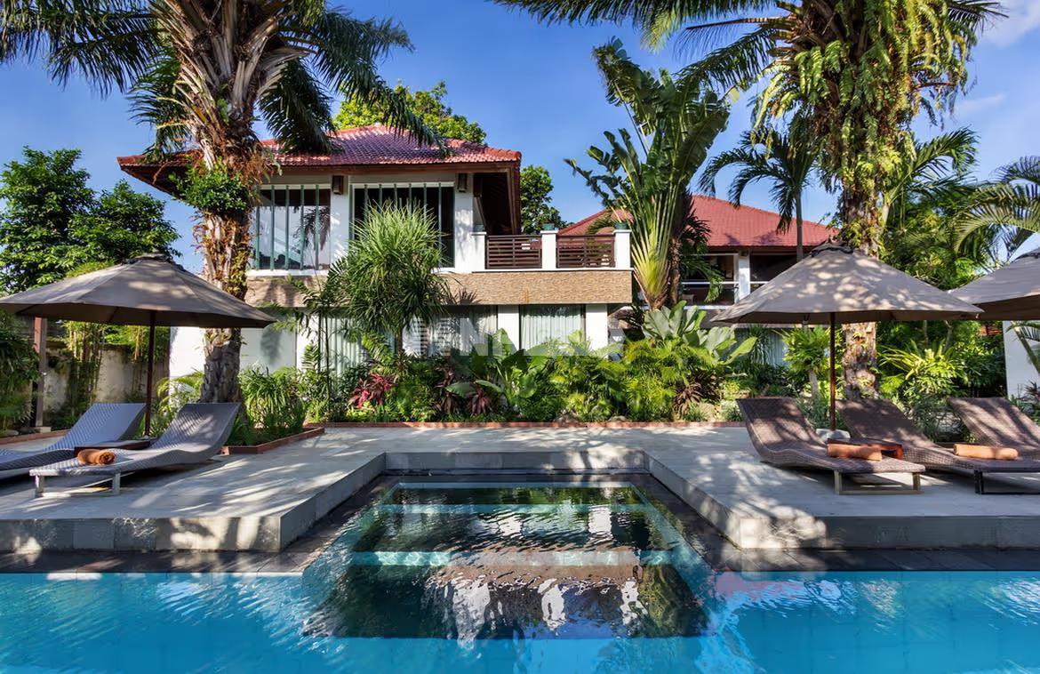 Superb 4 bedrooms villa in Seminyak, under value for lease