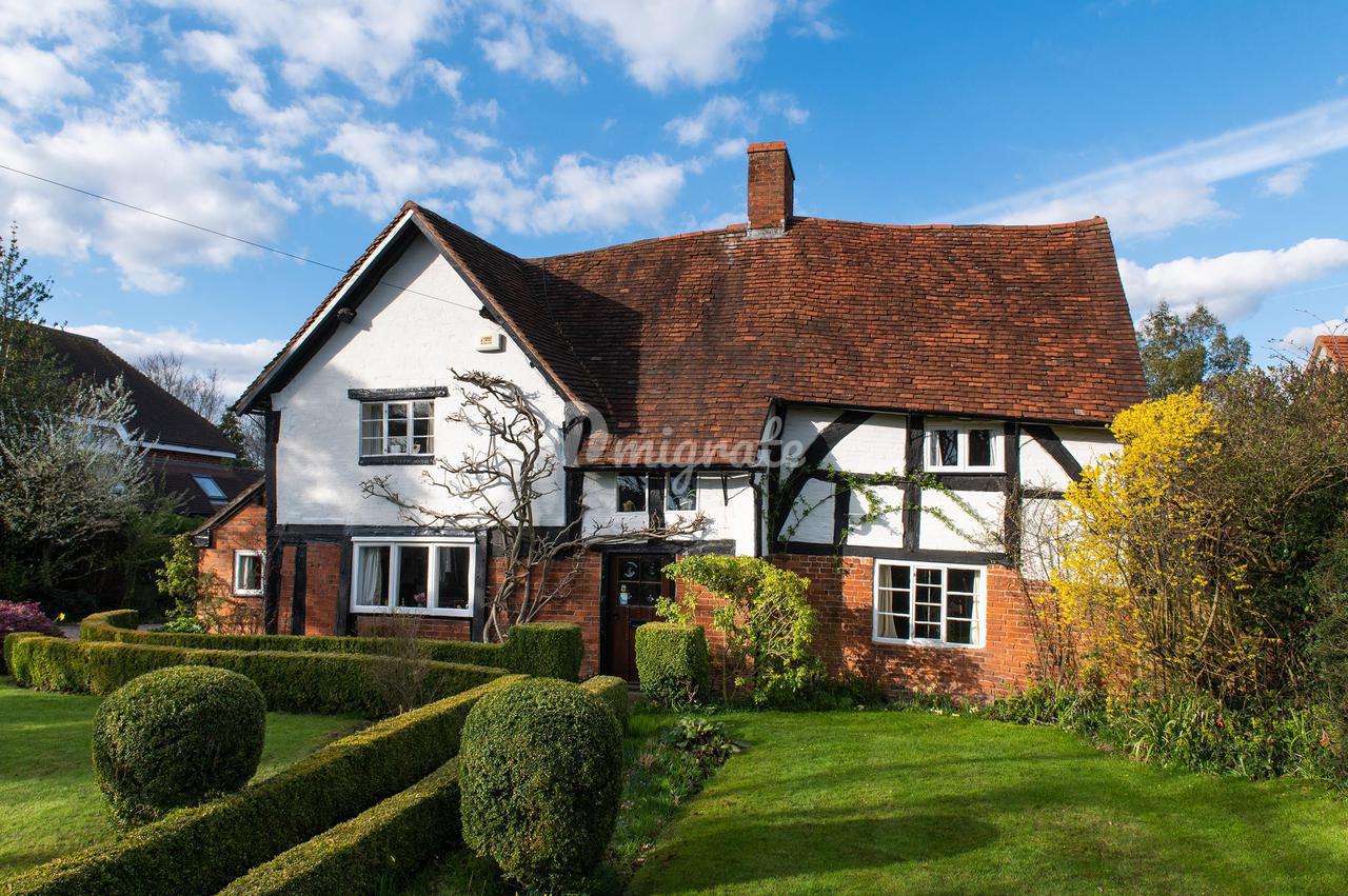 Вилла в Kenilworth Road, Knowle, Solihull, West Midlands, B93