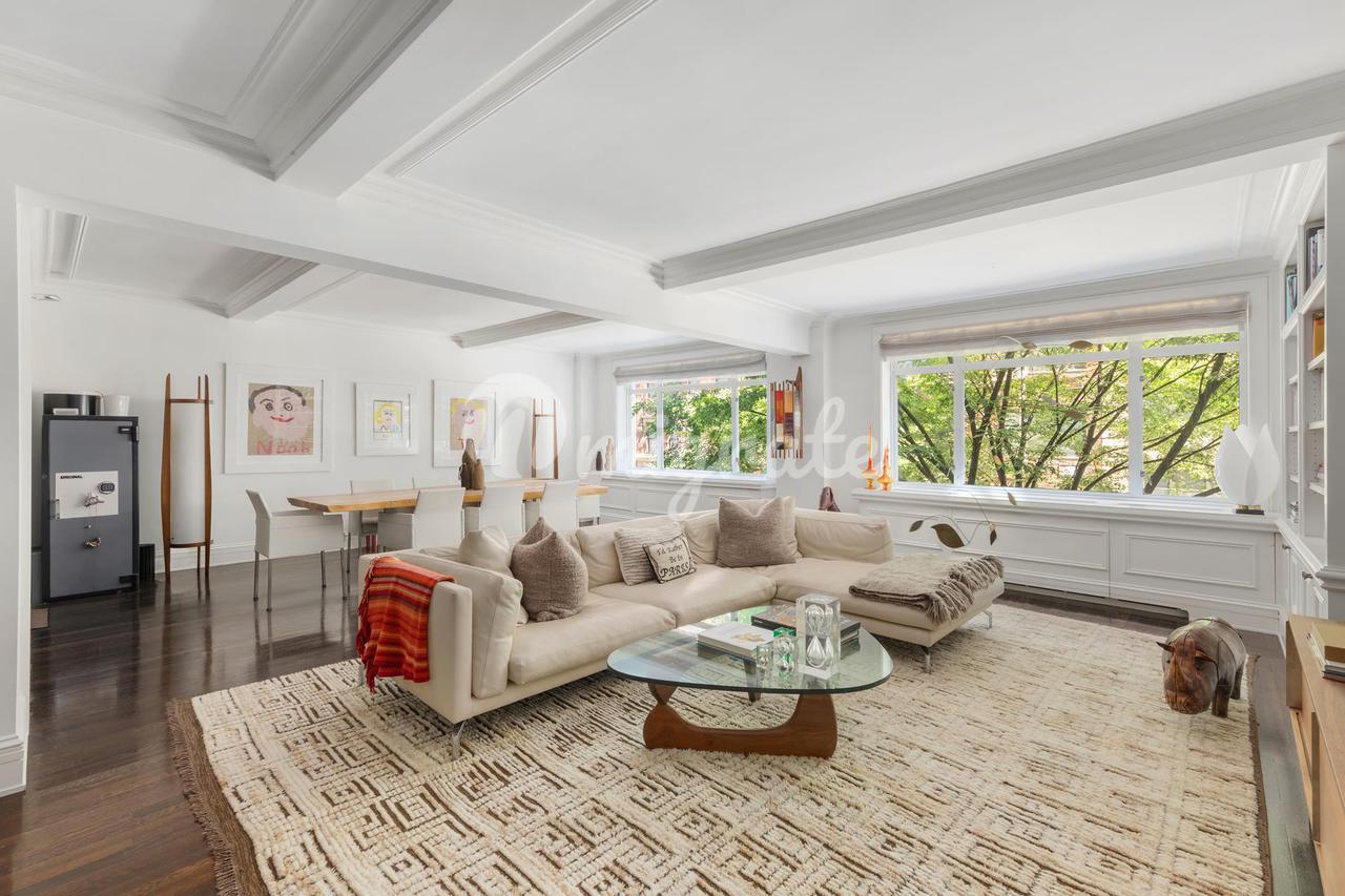 Кондоминиум в Diamond House, 170 E 77TH ST, 3C - Upper East Side, New York