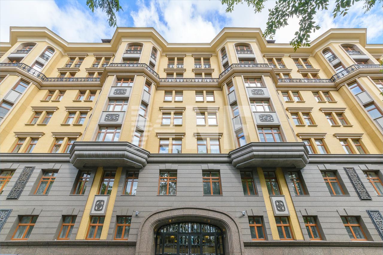 Квартира 🏠 173 м² 4 комнаты в ЖК Клубный дом Колымажный переулок, 10, цена  350 000 руб. в месяц | Лот al38925