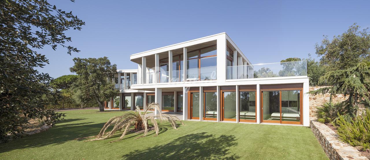 Вилла на побережье Коста-Брава