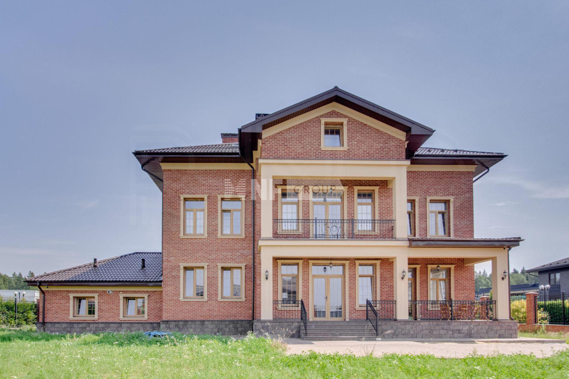 «Папушево Парк» (Папушево Парк)