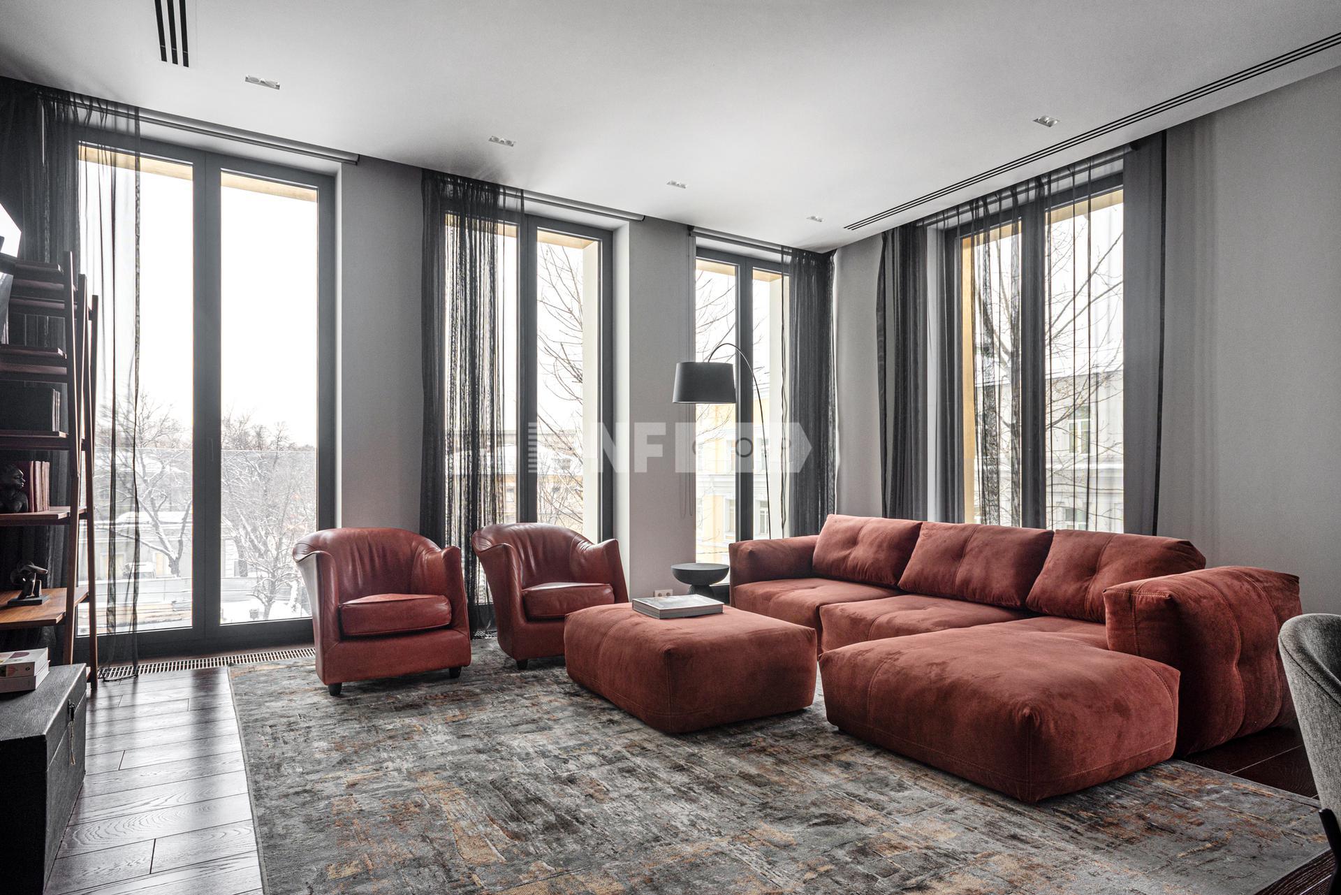 «Вайт Хамовники» (White Khamovniki)