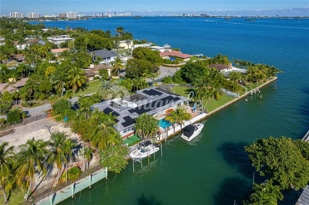 Вилла в 1250 NE 87th St  - Miami, Florida