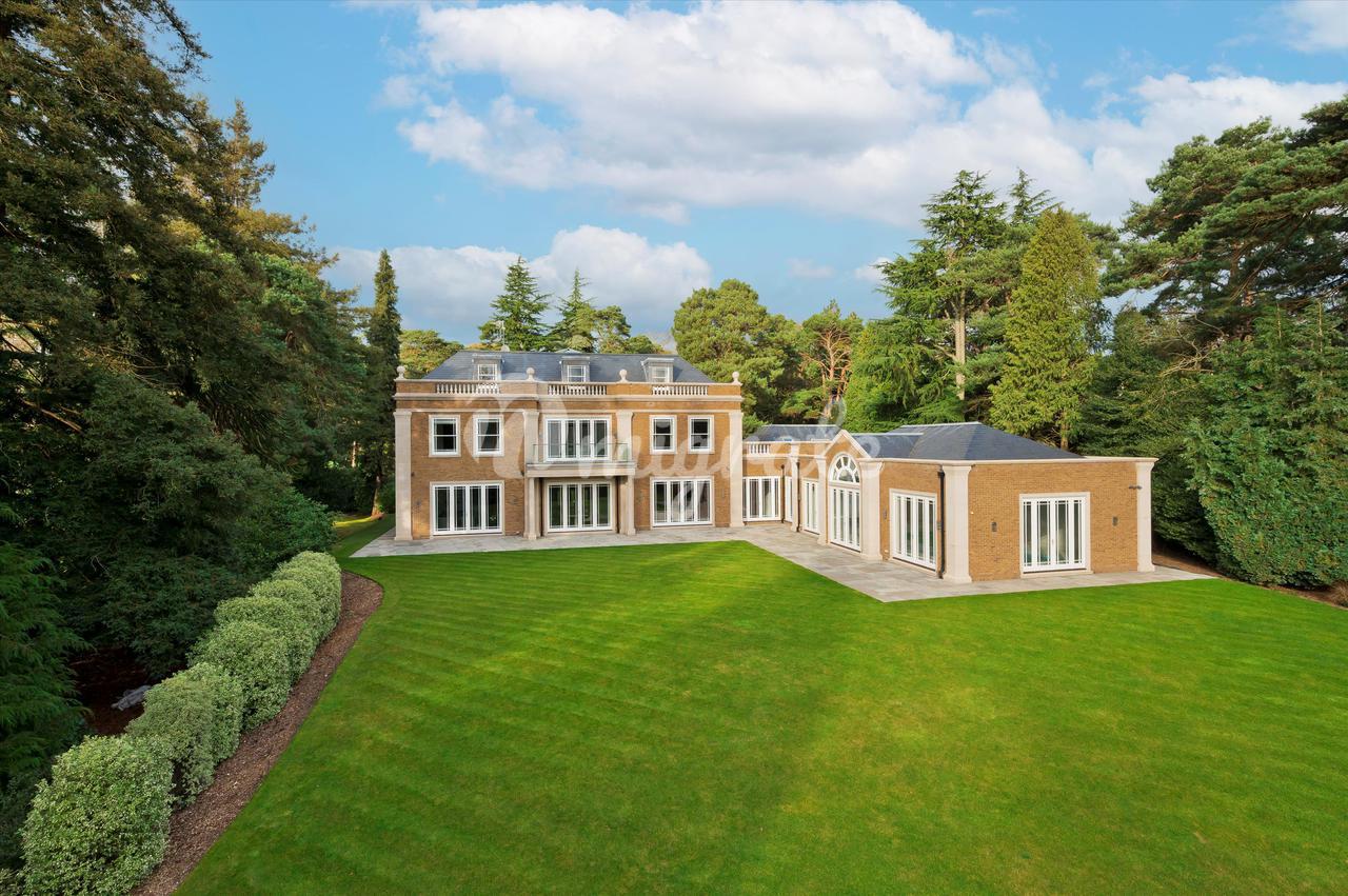 Вилла в Cavendish Road, St George