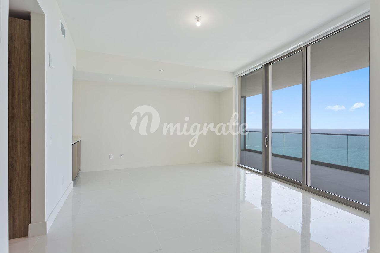 Кондоминиум в 18975  COLLINS AVE , 1704 - Sunny Isles Beach, Florida