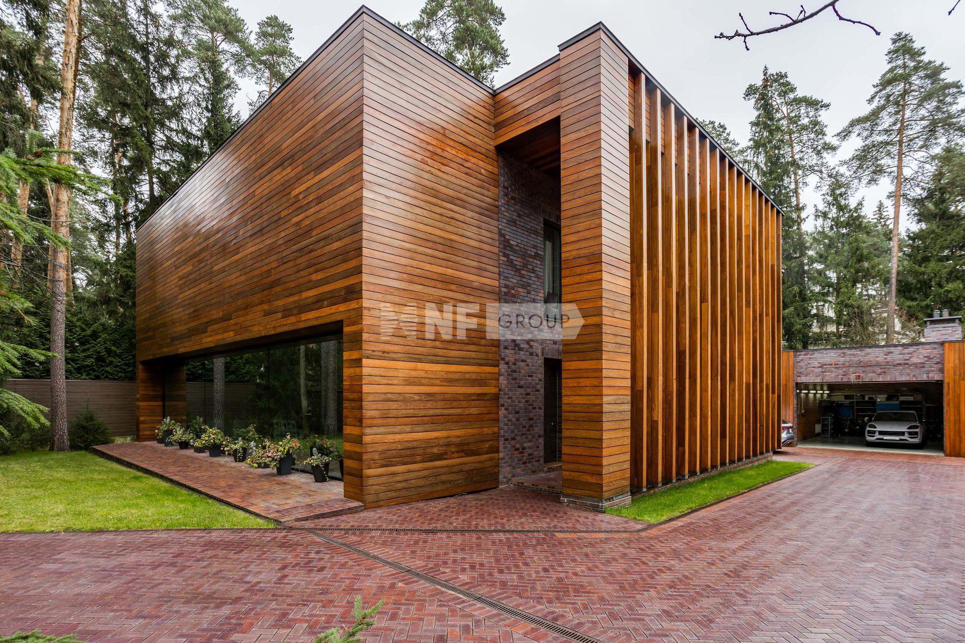 «Сосновый бор» (Sosnovyy bor)