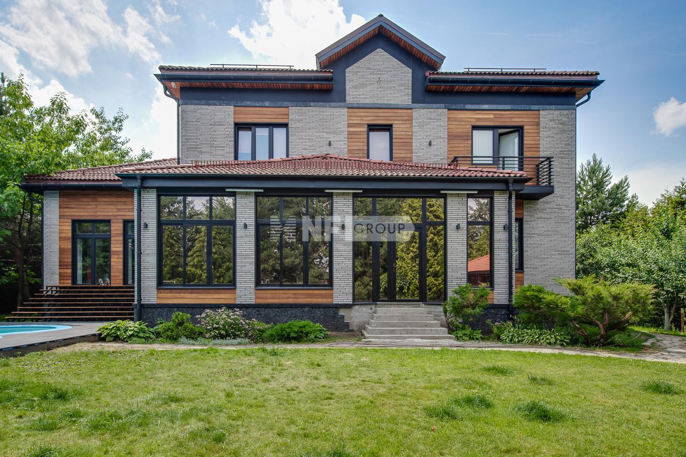 «Архангельское-2» (Arkhangelskoe-2)