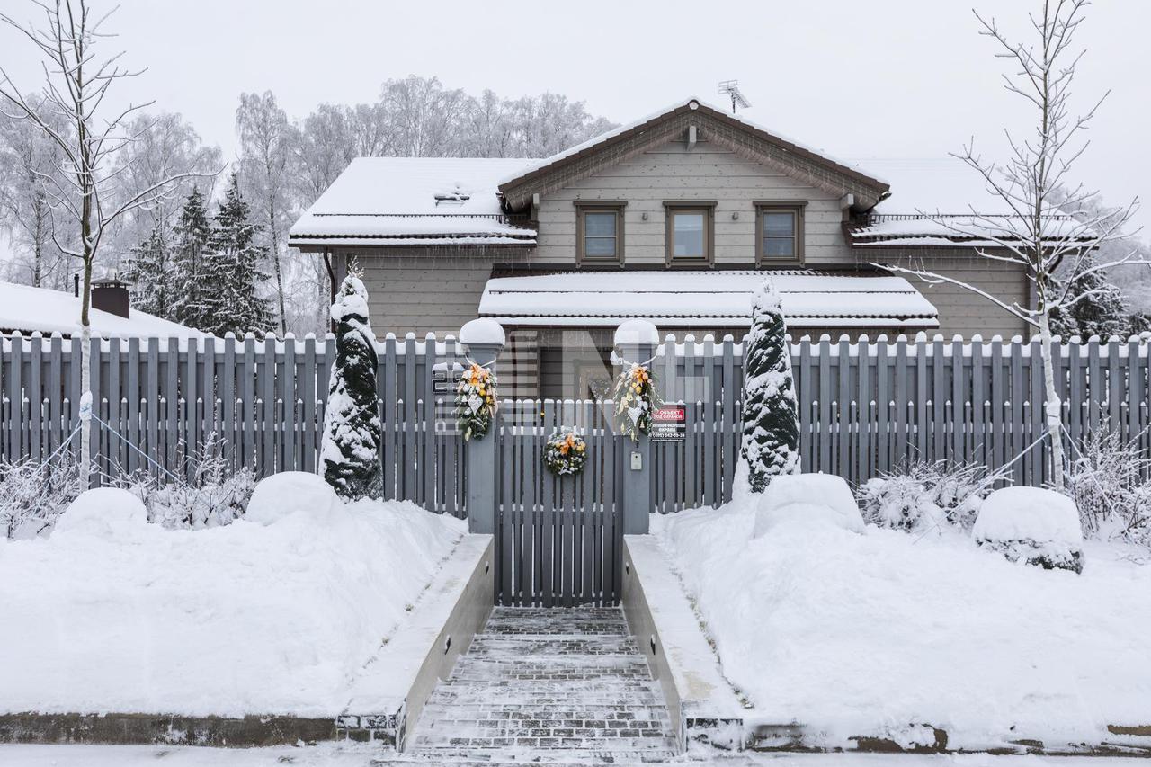 Загородный 🏠 дом 242 м² в поселке Берег Хонка на Новорижском  шоссе, цена 179 млн. руб. | Лот hs9914960