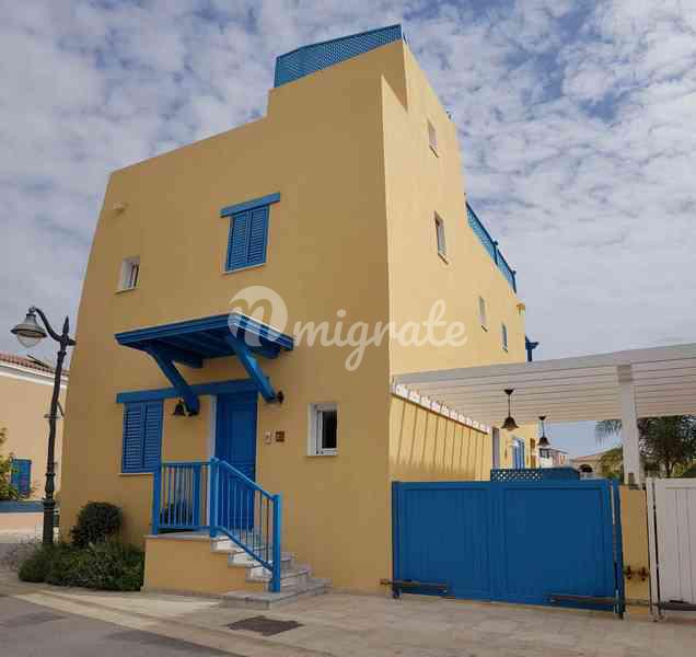 Роскошная и просторная вилла