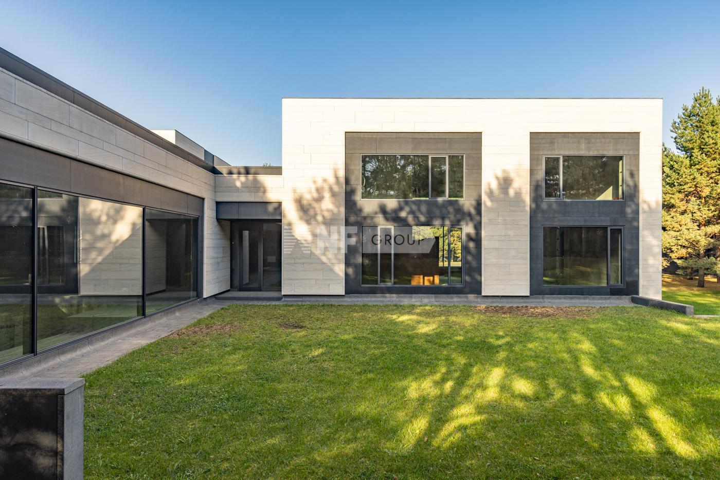 «Никольский бульвар» (Nikolskiy bulvar)