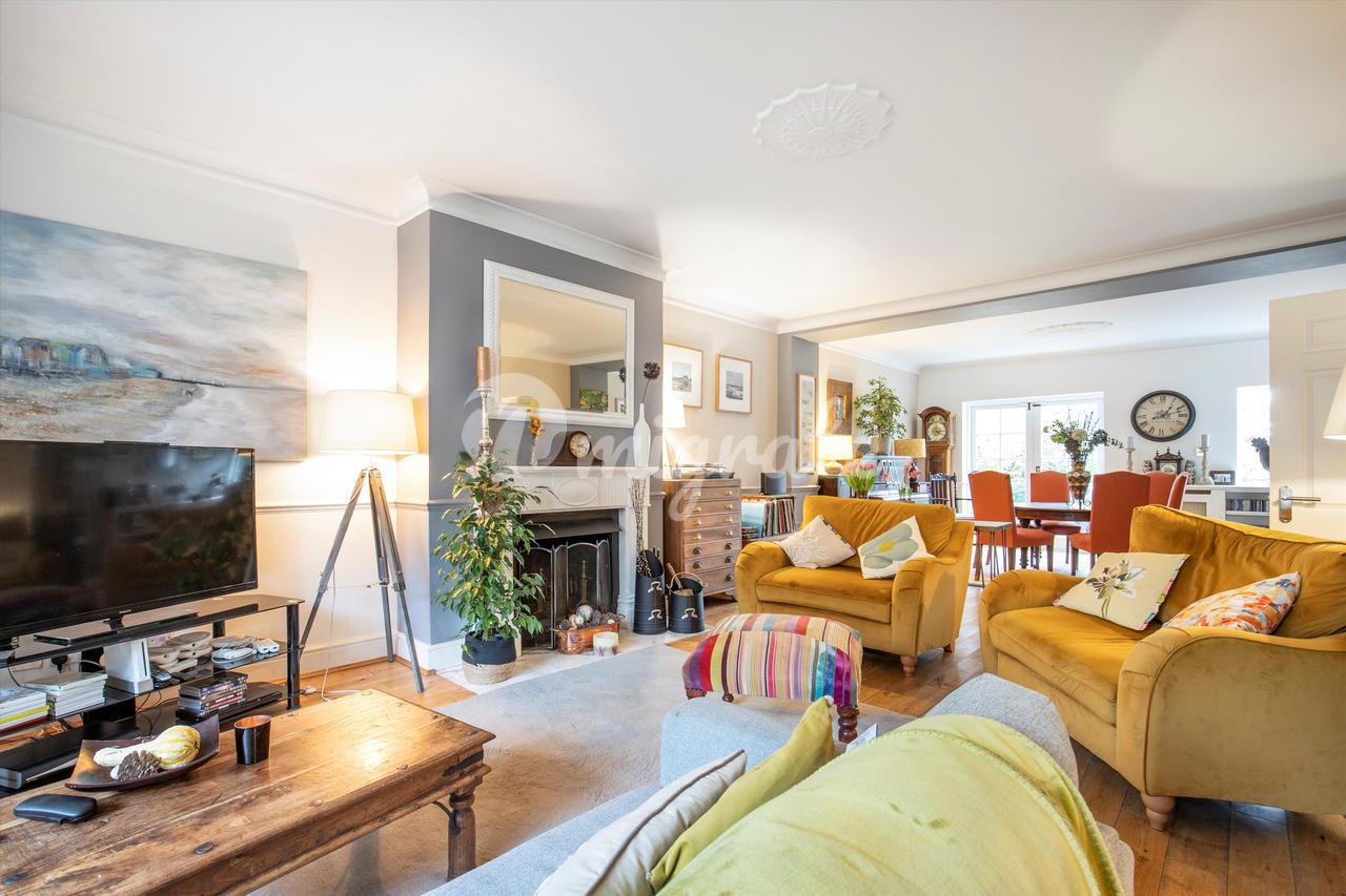 Вилла в Windmill Road, Wimbledon, London, SW19