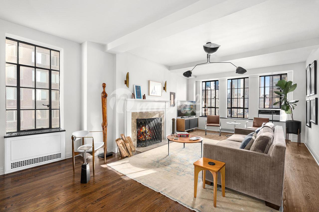 Кондоминиум в The Parc Vendome, 340 W 57TH ST, 14A - Midtown, New York