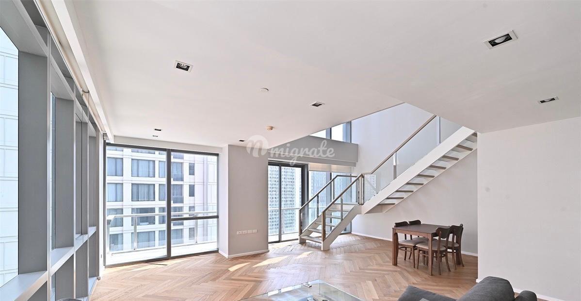 1 спален Кондо на продажу в The Room Sukhumvit 21 (The Room Sukhumvit 21)