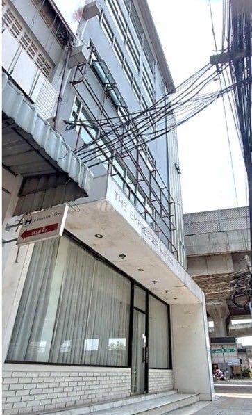 2 спален Здания целиком на продажу (Whole Commercial Building for Sale in Bangkok)