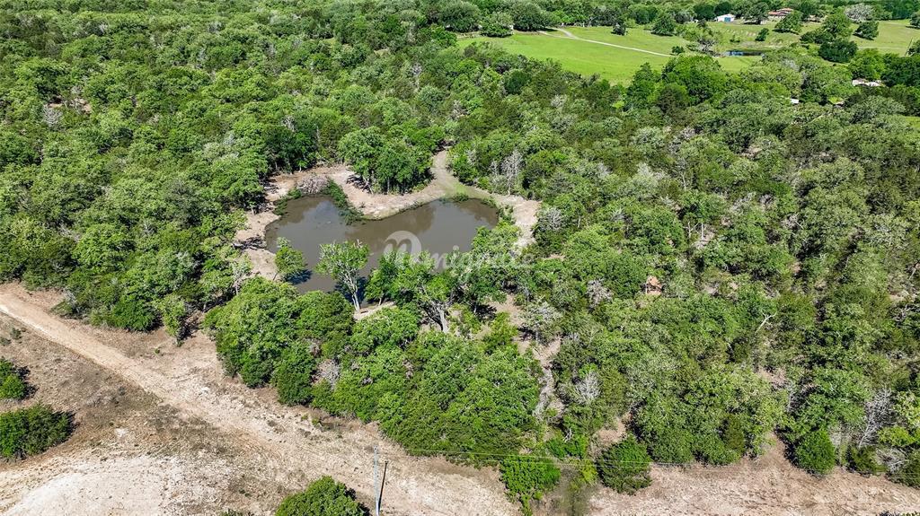 Ферма/Особняк в 1091 St James Church Road - West Point, Texas