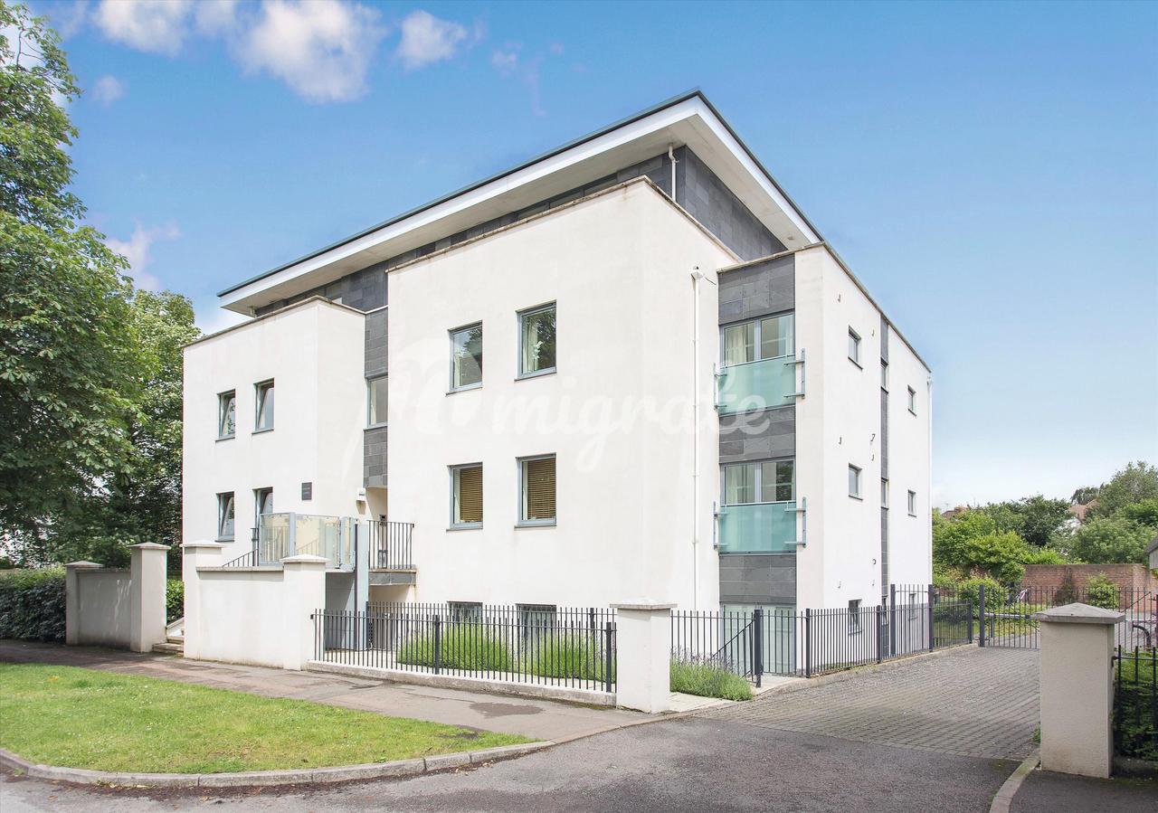 Квартира в Pittville Circus Road, Cheltenham, Gloucestershire, GL52