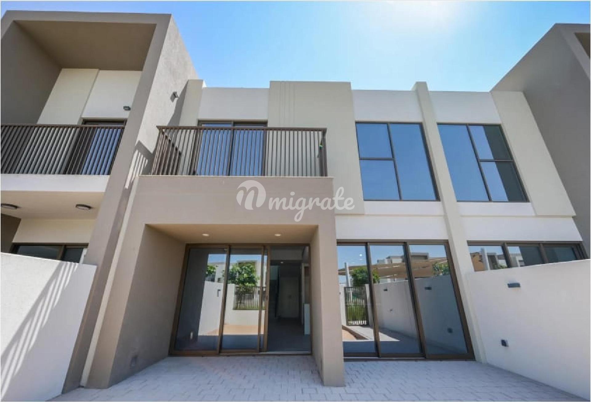 Трехкомнатный таунхаус в La Violeta 1 (3 BR in La Violeta 1, Villanova)